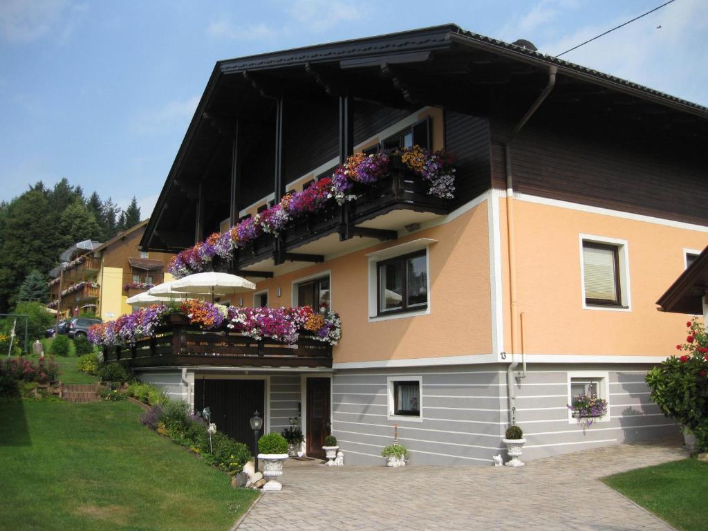 Gaestehaus Stroitz Drobollach am Faakersee Exterior photo